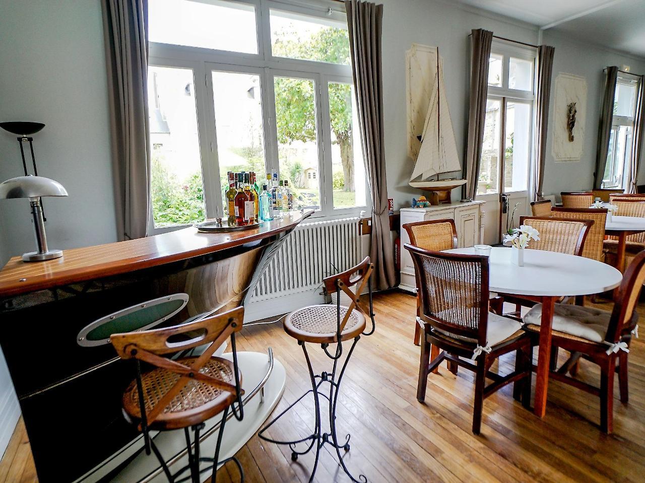 Hotel Spa De La Citadelle Lorient 포트루이스 외부 사진