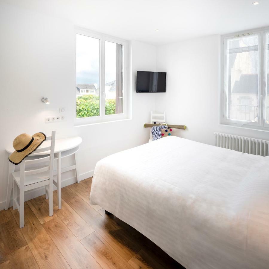 Hotel Spa De La Citadelle Lorient 포트루이스 외부 사진