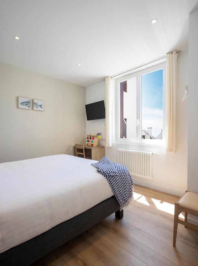 Hotel Spa De La Citadelle Lorient 포트루이스 외부 사진